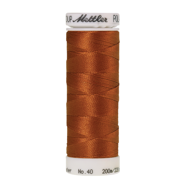 Amann Mettler Poly Sheen Copper glänzt durch den trilobalen Fadenquerschnitt besonders schön. Zum Sticken, Quilten, Nähen. 200m Spule
