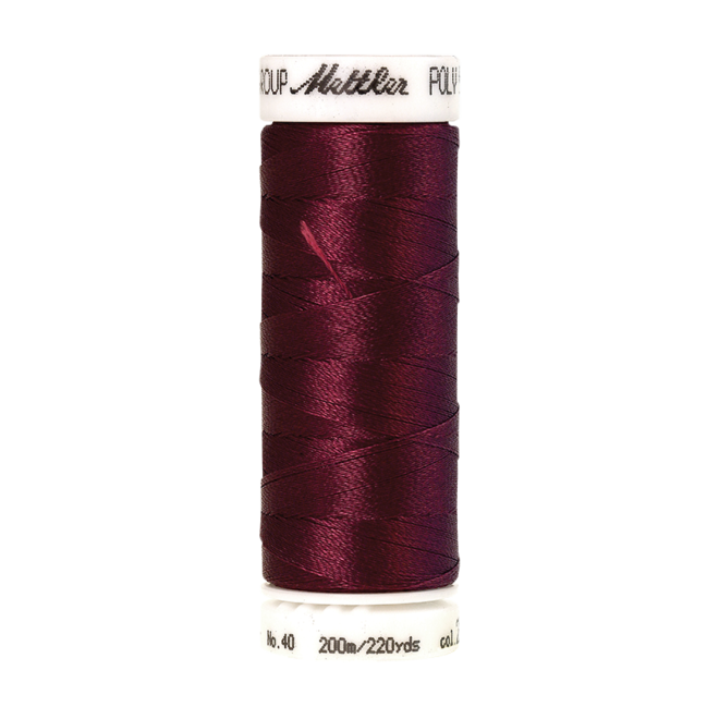 Amann Mettler Poly Sheen Burgundy glänzt durch den trilobalen Fadenquerschnitt besonders schön. Zum Sticken, Quilten, Nähen. 200m Spule