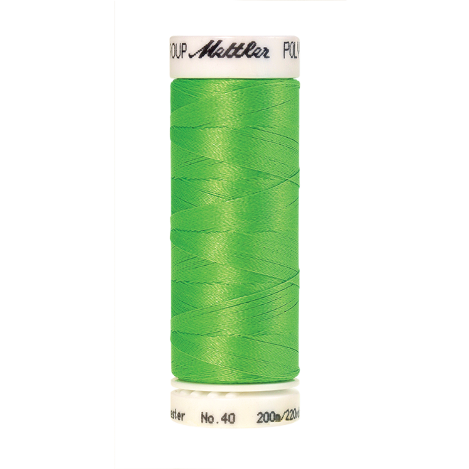 Amann Mettler Poly Sheen Limedrop glänzt durch den trilobalen Fadenquerschnitt besonders schön. Zum Sticken, Quilten, Nähen. 200m Spule