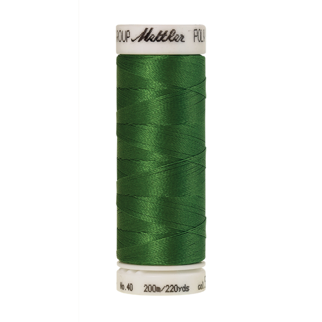 Amann Mettler Poly Sheen Green Grass glänzt durch den trilobalen Fadenquerschnitt besonders schön. Zum Sticken, Quilten, Nähen. 200m Spule