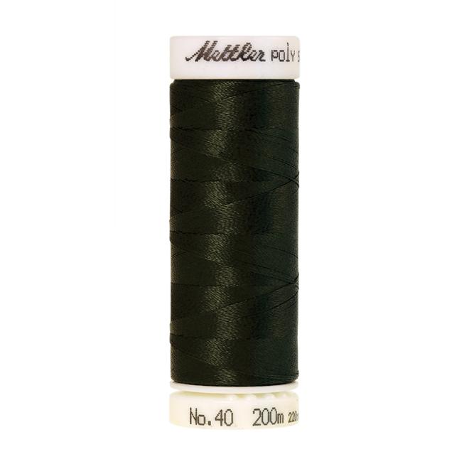 Amann Mettler Poly Sheen Herb Green glänzt durch den trilobalen Fadenquerschnitt besonders schön. Zum Sticken, Quilten, Nähen. 200m Spule