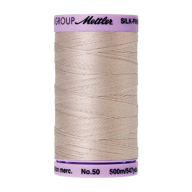 Silk-Finish Cotton 50, 500m - Cloud Gray: Reines Baumwollgarn aus 100% langstapliger, ägyptischer Baumwollte von Amann Mettler