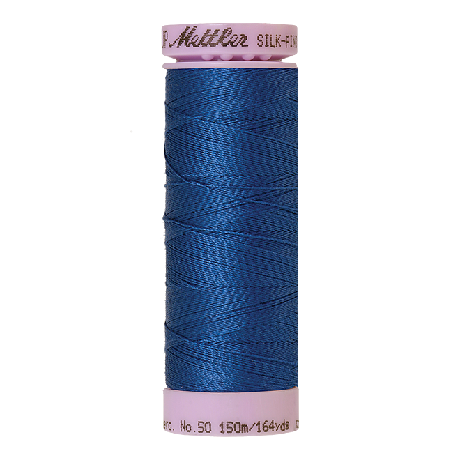 Silk-Finish Cotton 50, 150m - Snorkel Blue: Reines Baumwollgarn aus 100% langstapliger, ägyptischer Baumwollte von Amann Mettler