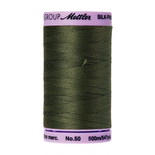 Silk-Finish Cotton 50, 500m - Burnt Olive: Reines Baumwollgarn aus 100% langstapliger, ägyptischer Baumwollte von Amann Mettler