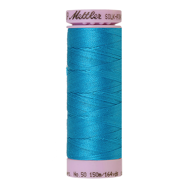 Silk-Finish Cotton 50, 150m - Caribbean Blue: Reines Baumwollgarn aus 100% langstapliger, ägyptischer Baumwollte von Amann Mettler