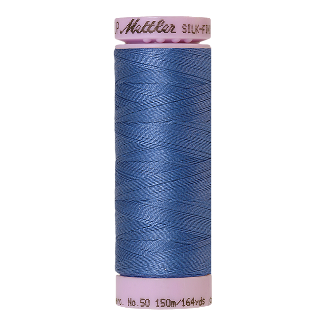 Silk-Finish Cotton 50, 150m - Tufts Blue: Reines Baumwollgarn aus 100% langstapliger, ägyptischer Baumwollte von Amann Mettler